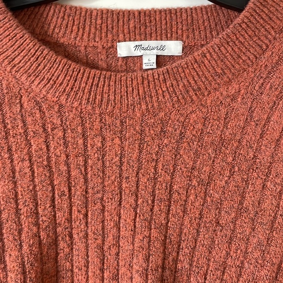 Comfy crop sweater - Picture 2 of 4